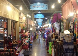 Shopping at Asiatique Market in Bangkok