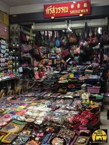 sampeng-night-market